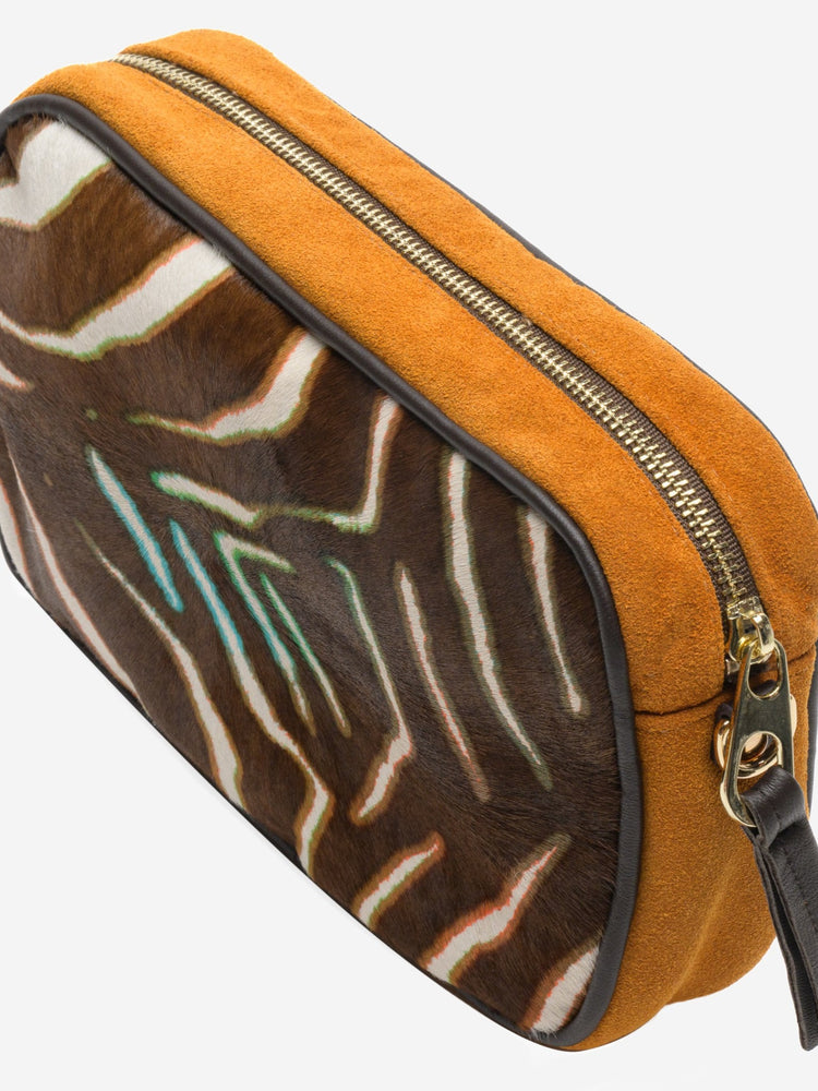 Camelia Brown Zebra