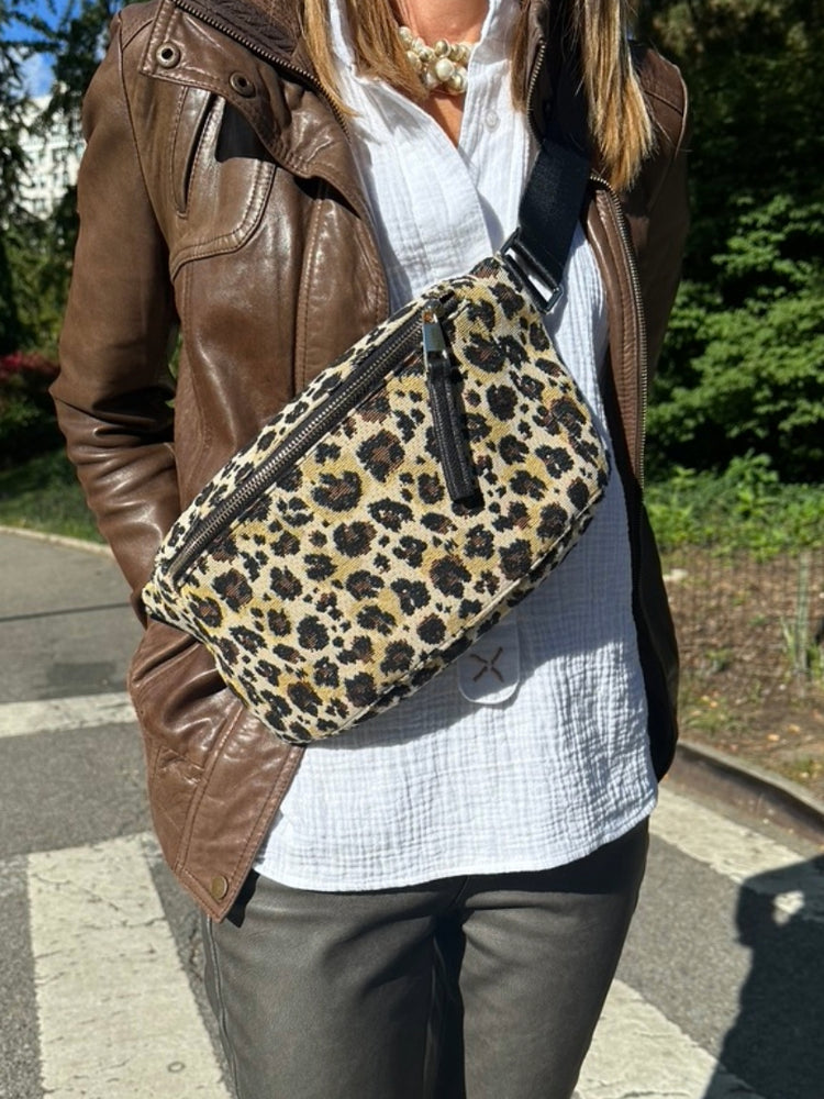 Fanny Pack Leo